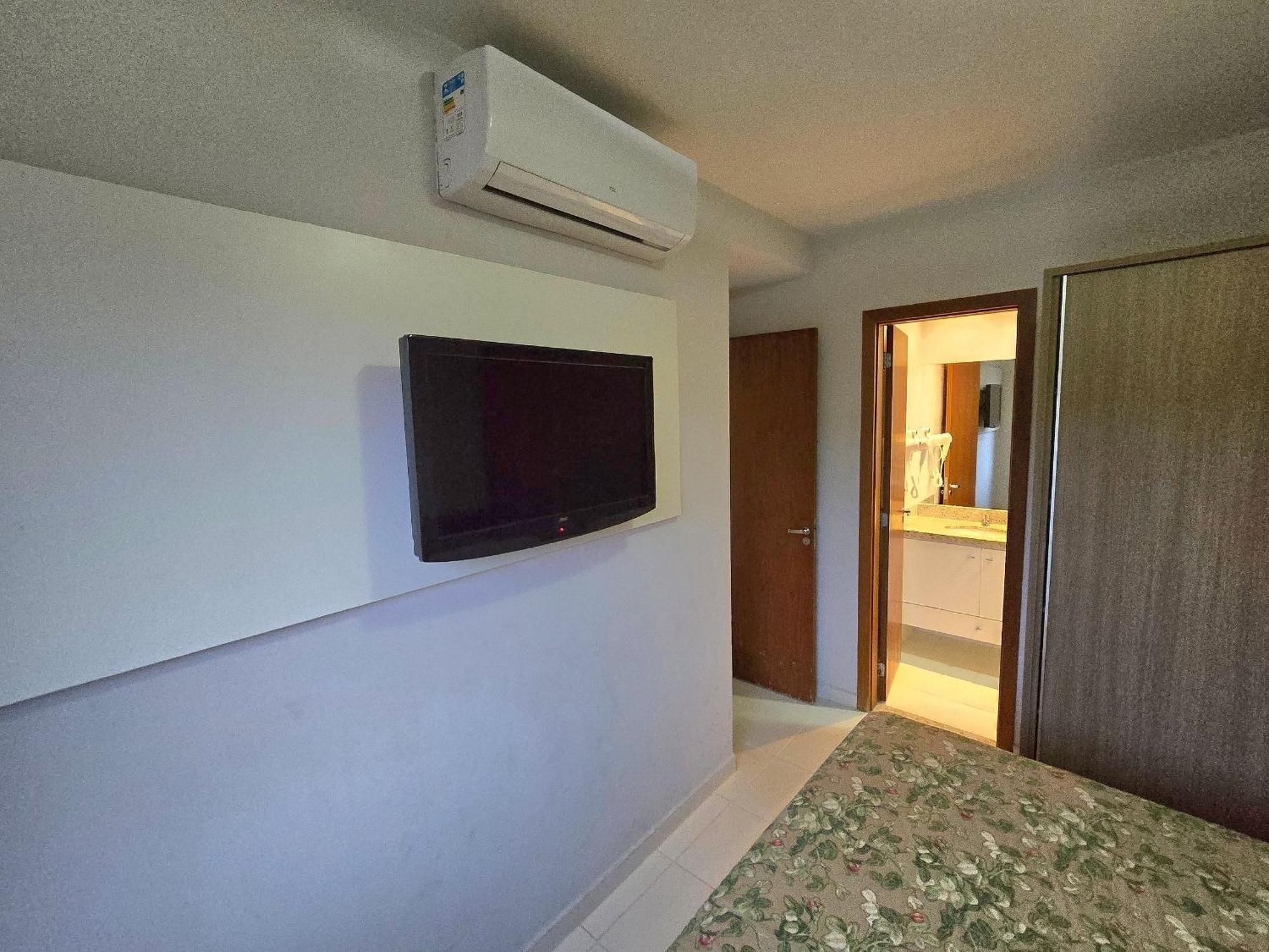Apartamentos Em Rio Quente Com Maravilhosa Area De Lazer E Excelente Localizacao Exterior foto